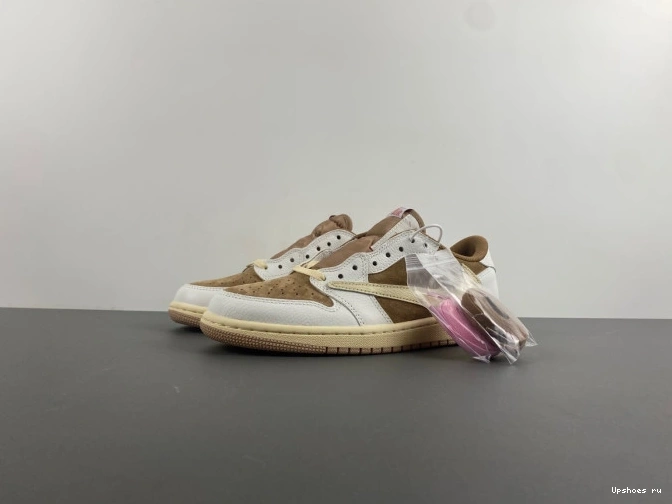 Travis  DM7866-106 SP Jordan 1 Low OG Scott Retro 0325